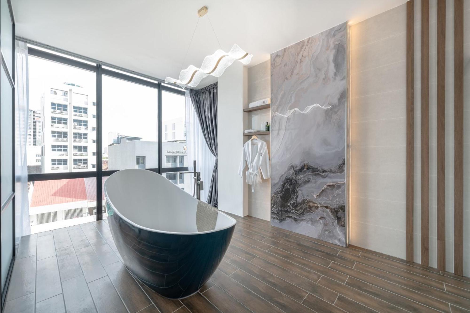 Saturn Hotel Джордж Таун Екстериор снимка