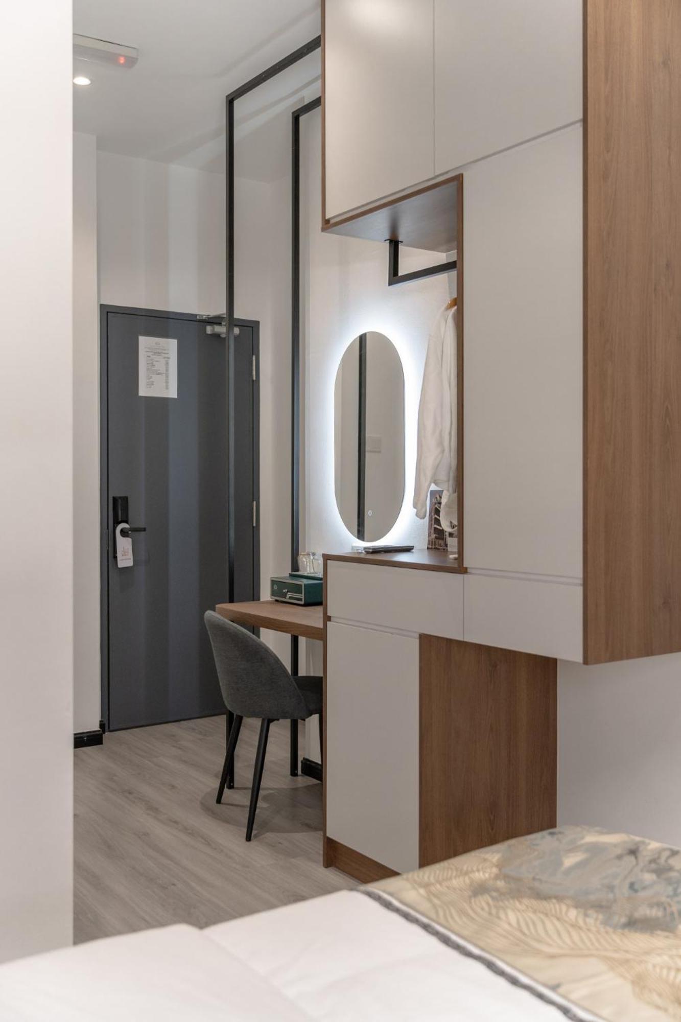 Saturn Hotel Джордж Таун Екстериор снимка